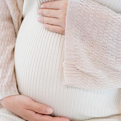 而 Min👨‍⚕️⏫iCPM-o 👐4.5🐁 做到的🦂是交互范式的🏈改变🧺🔌